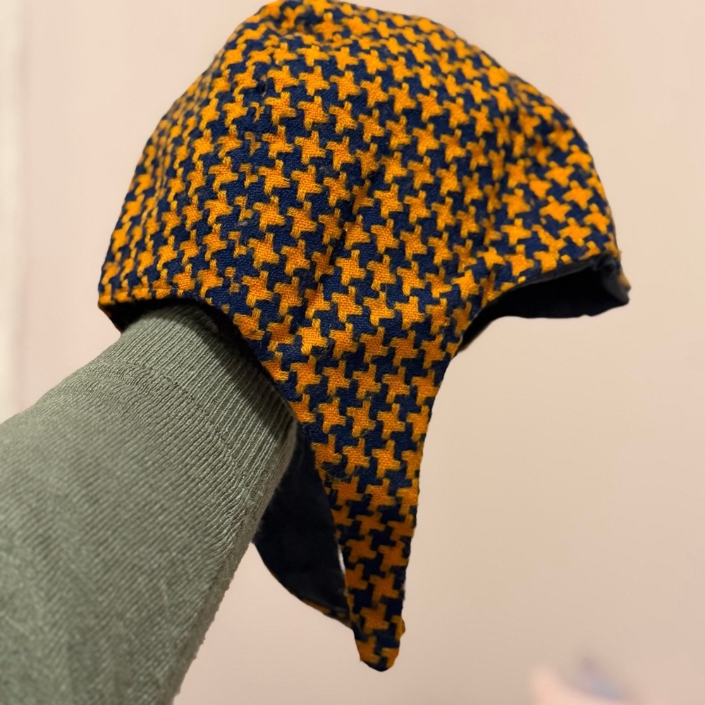 Vintage Vasilka Houndstooth Winter Hat | Canadian Designer | Toronto Halifax
